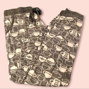 🛍 3 for $15 SERIOUSLY SOFT Lounge/sleep pants ☕️